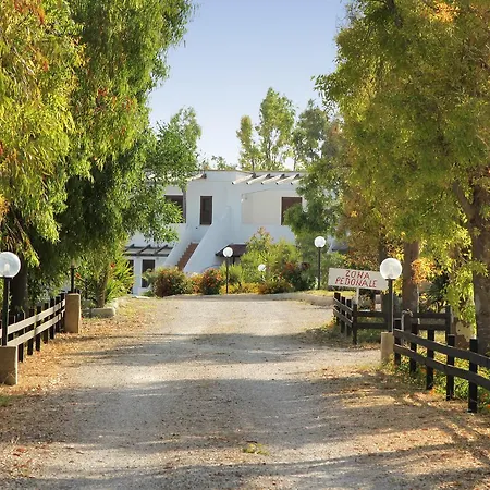 Hotel Tenuta Li Fani 3*