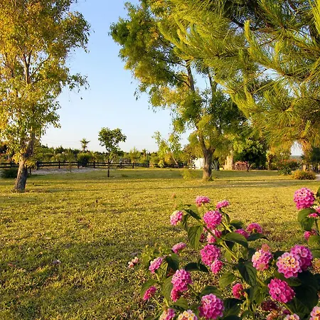 Hotel Tenuta Li Fani 3*